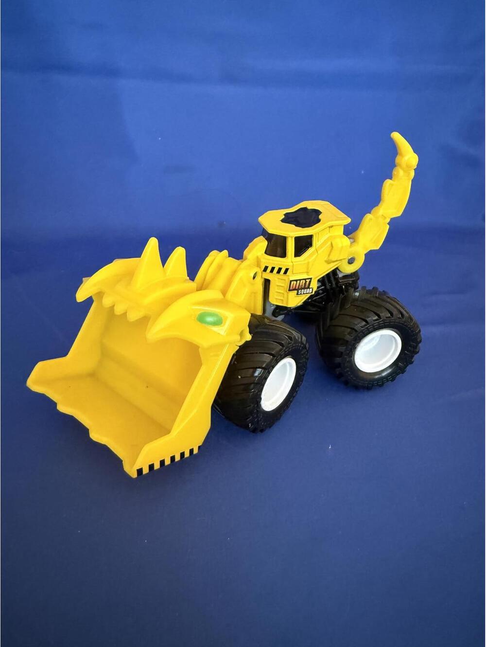 Monster Jam Dirt Squad SCOOPS Die-cast Vehicle